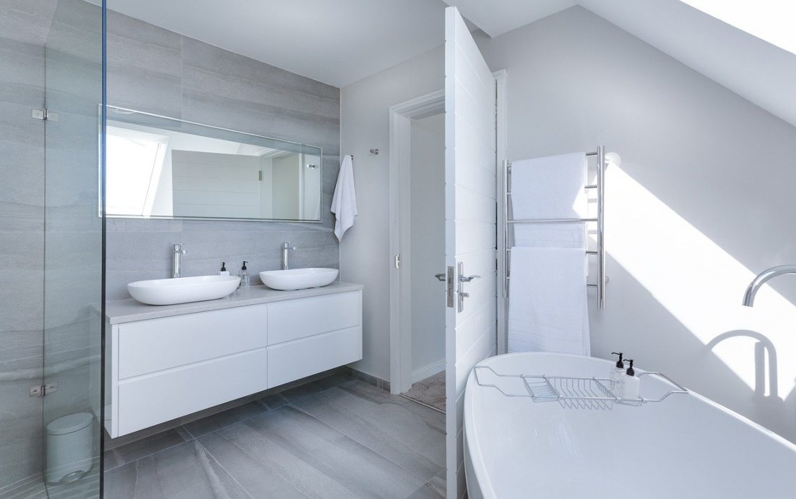 Meble łazienkowe – jak urządzić funkcjonalną łazienkę?